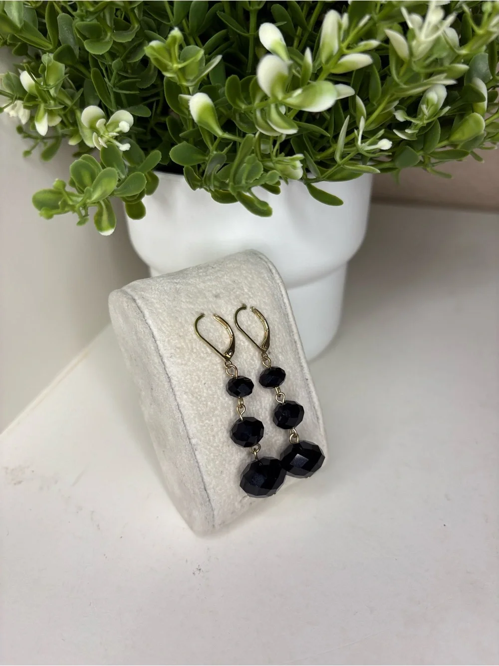 Vintage Black Faceted Bead Drop Earrings Gold Tone Leverback Triple Tier
